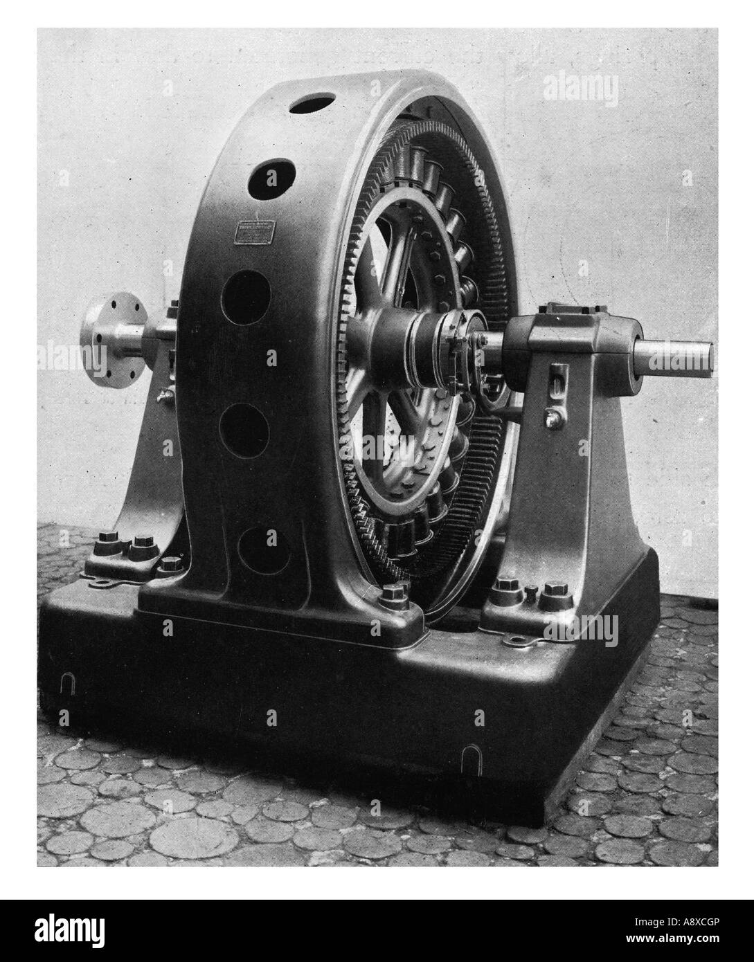 PHASE TROIS 105 HORSE POWER GENERATOR Banque D'Images