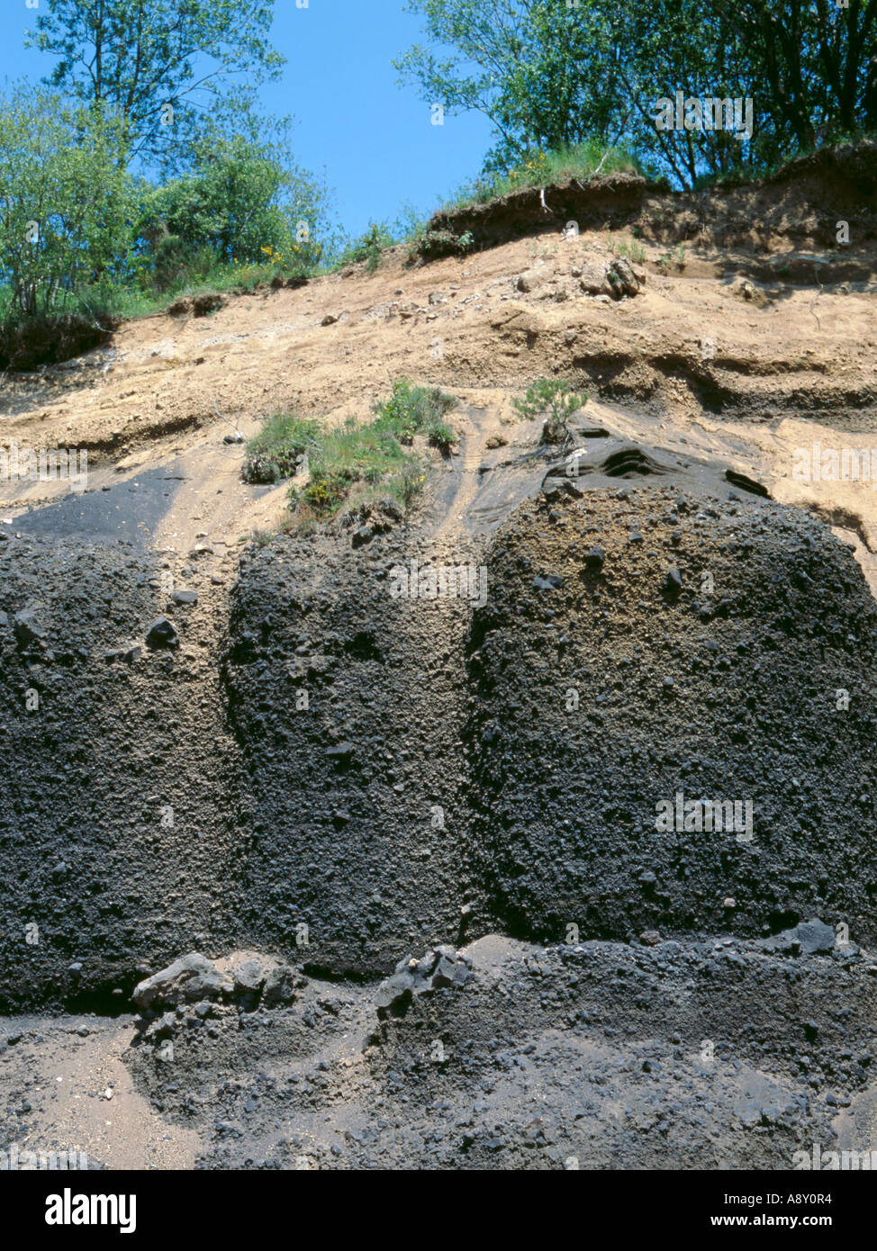 Les dépôts de scories volcaniques, le Puy de Lemptegy, Auvergne, France. Banque D'Images