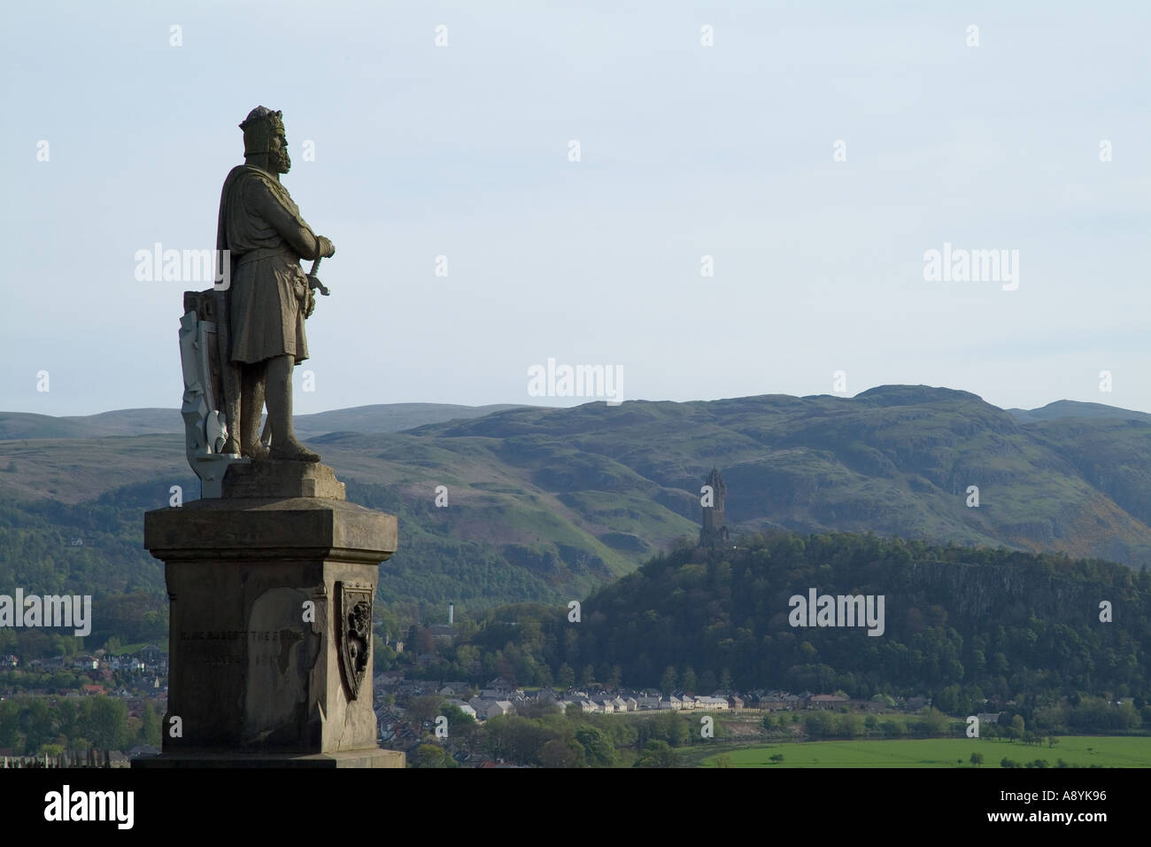 dh le roi Robert la statue de Bruce STIRLING STIRLINGSHIRE à l'extérieur du château Wallace mémorial ecosse patriote monument écossais rois historiques écossais Banque D'Images