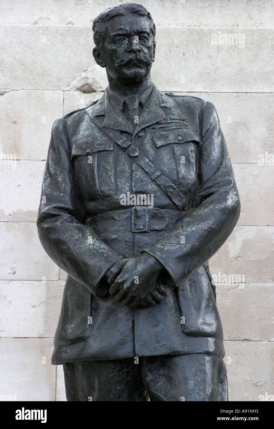 Statue de Lord Kitchener à Horse Guard Parade s London England Banque D'Images