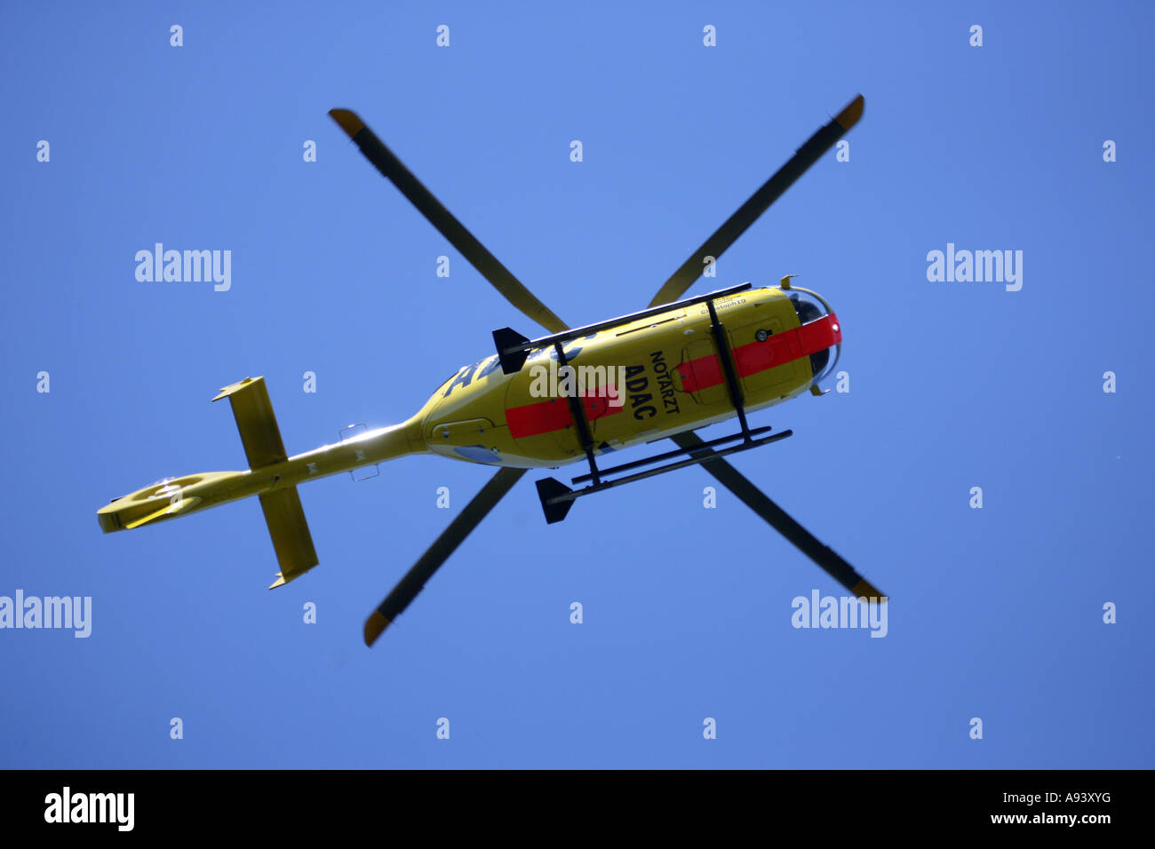 Hélicoptère allemand ADAC Luftrettung Notarzt Banque D'Images