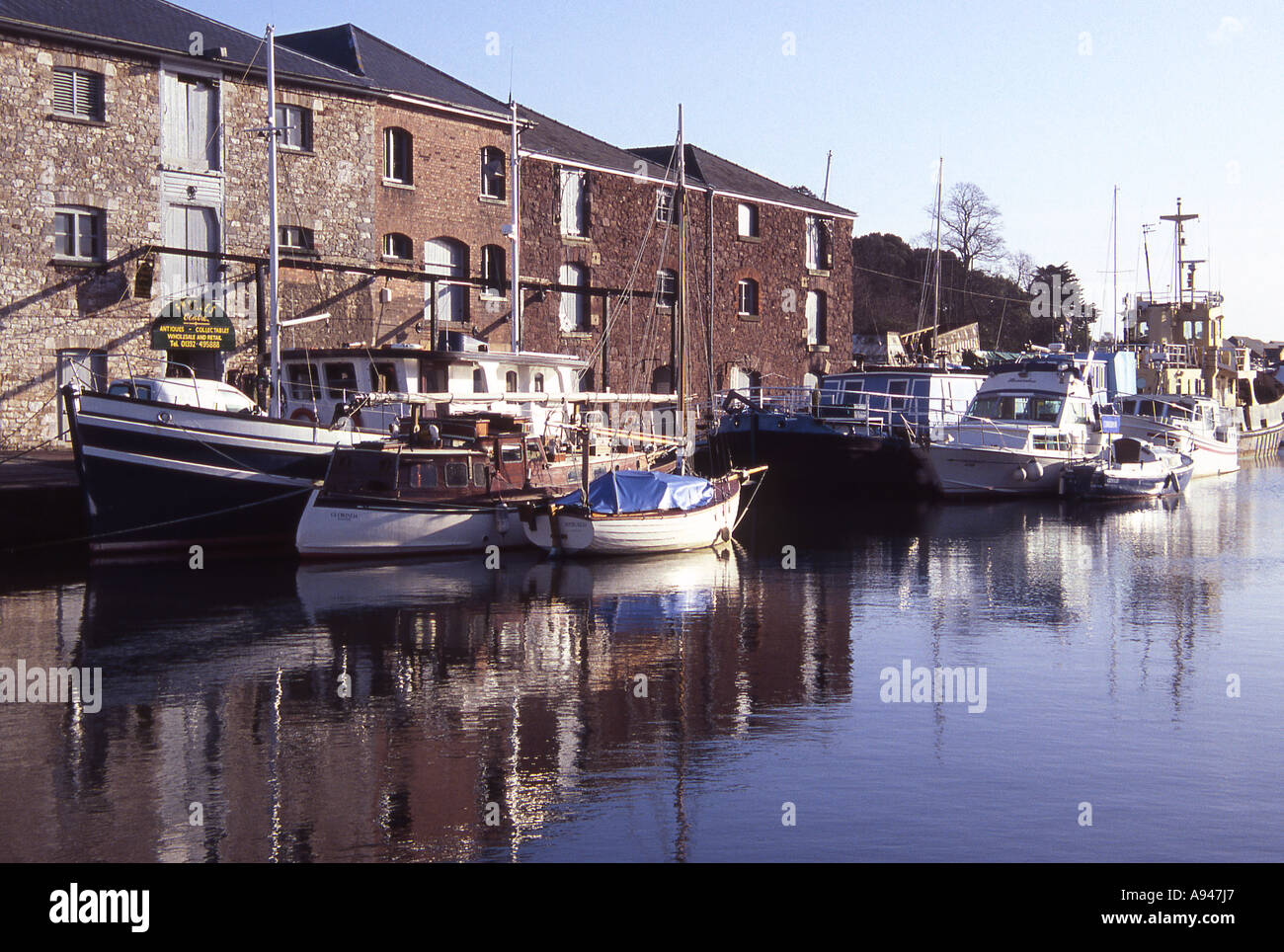 Bassin du canal à Haven Banks à la tête de l'Exeter Ship Canal, Devon Banque D'Images