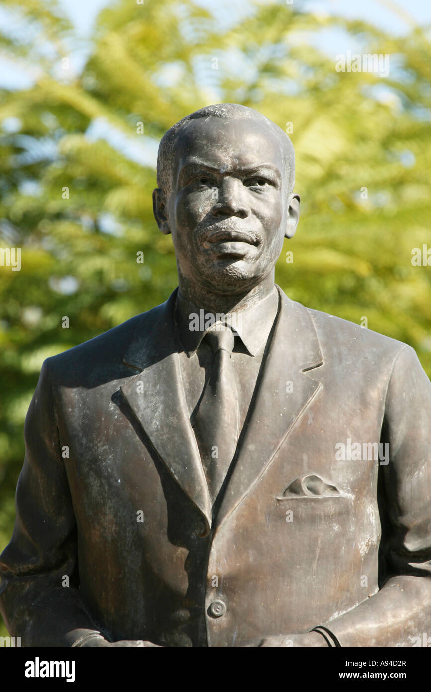 Statue de héros national du Botswana, Sir Seretse Khama dans les jardins de l'enclave du gouvernement Banque D'Images