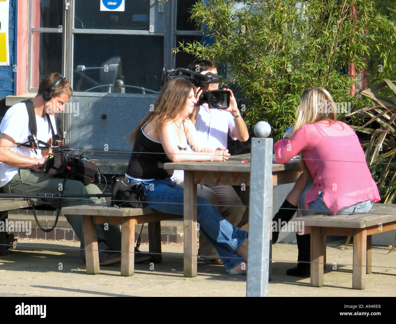 Quatre canaux de tournage filmer à Camden Lock Hotel Banque D'Images