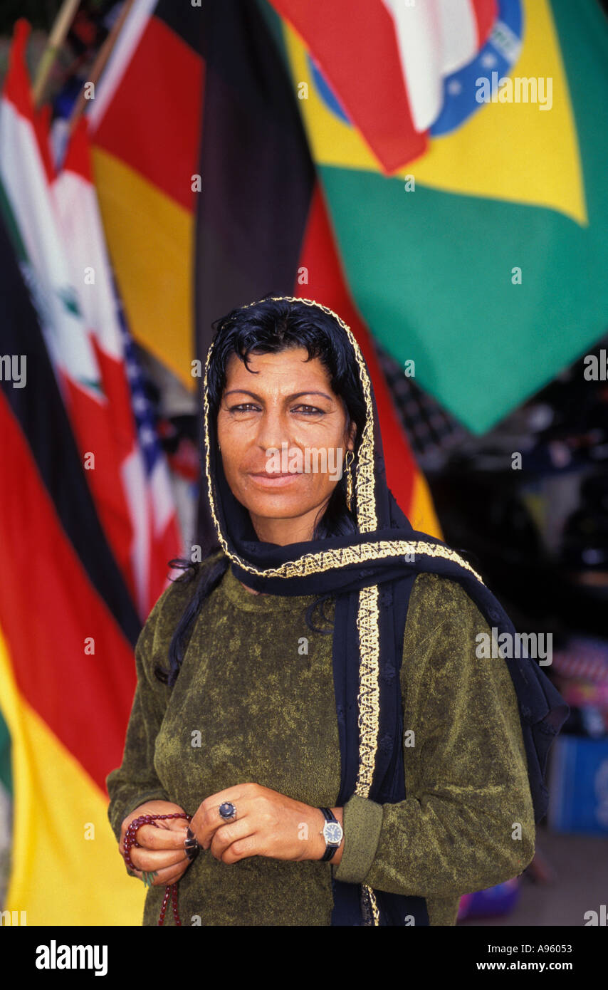 Costume traditionnel libanais Banque de photographies et d’images à haute résolution Alamy