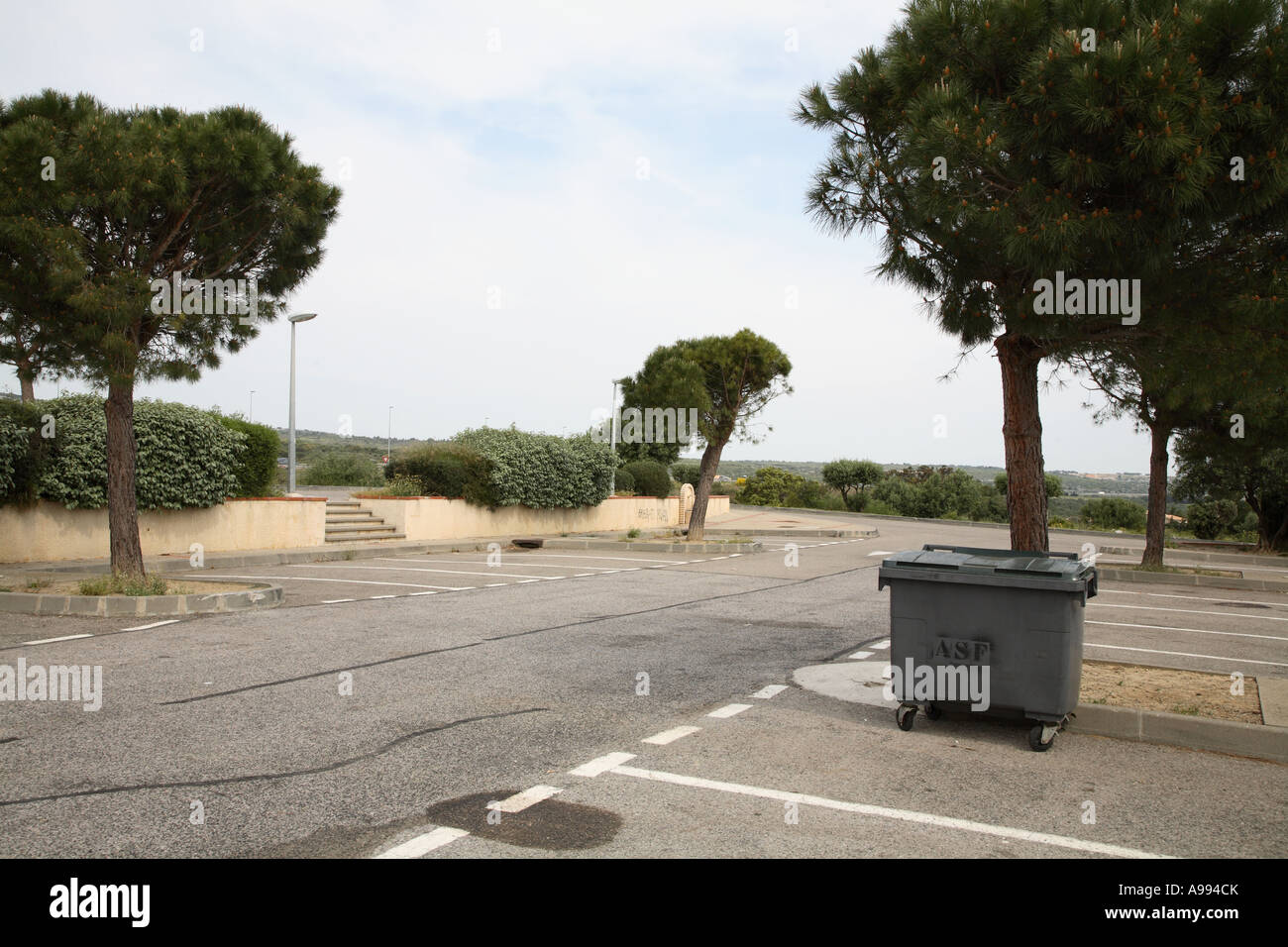 Parking vide en France, en Europe Banque D'Images