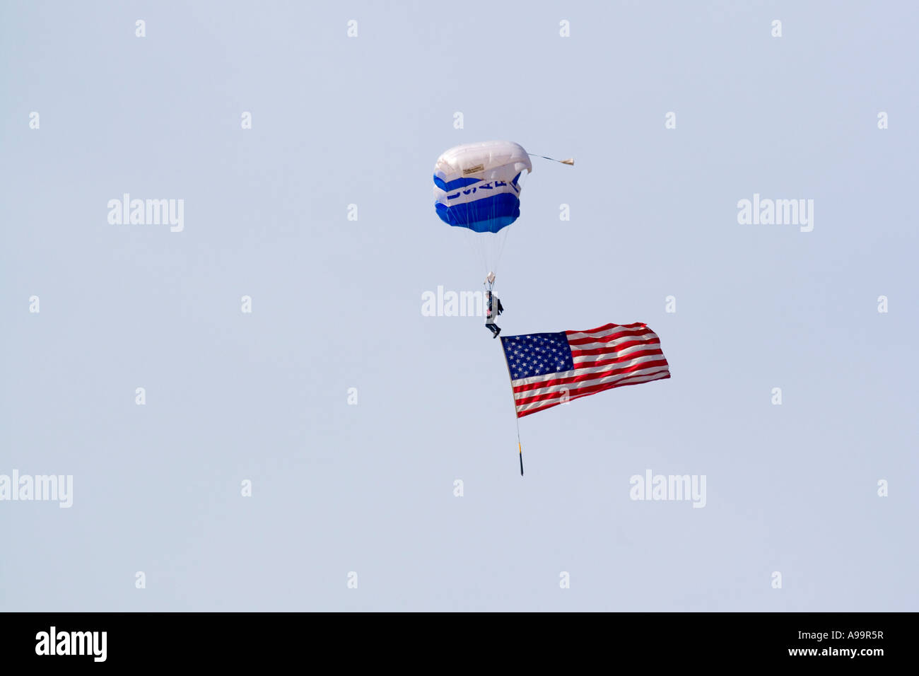 Les ailes de l'armée de l'air bleu de l'équipe de parachutistes des cadets Banque D'Images