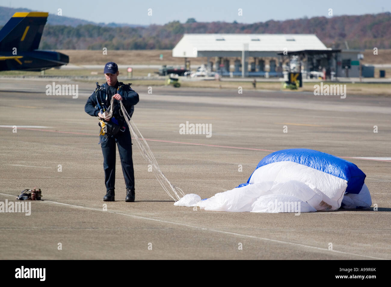 Les ailes de l'armée de l'air bleu de l'équipe de parachutistes des cadets Banque D'Images