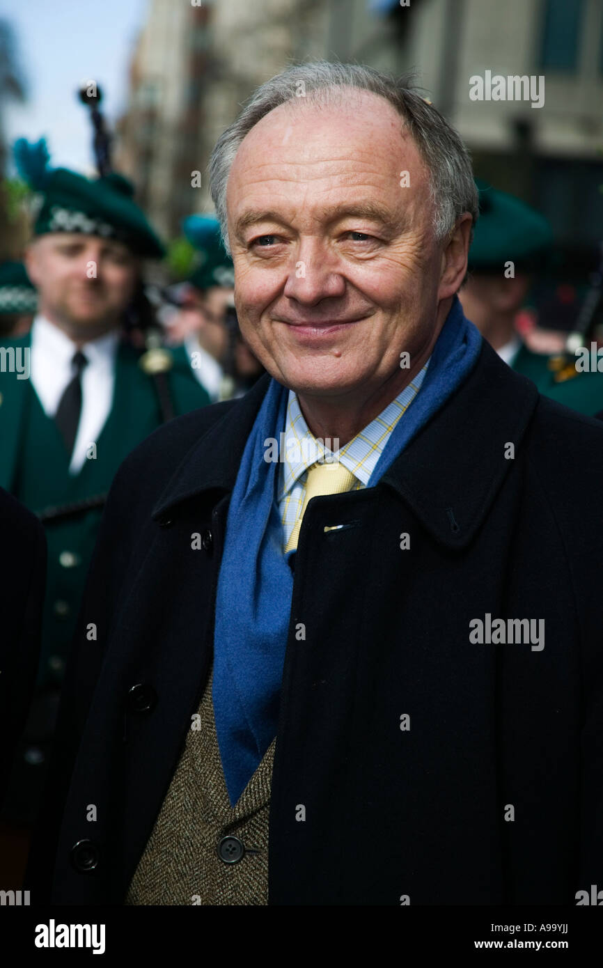 Le maire de Londres Ken Livingstone, assistant à St Patrick's Day Parade à Londres Banque D'Images