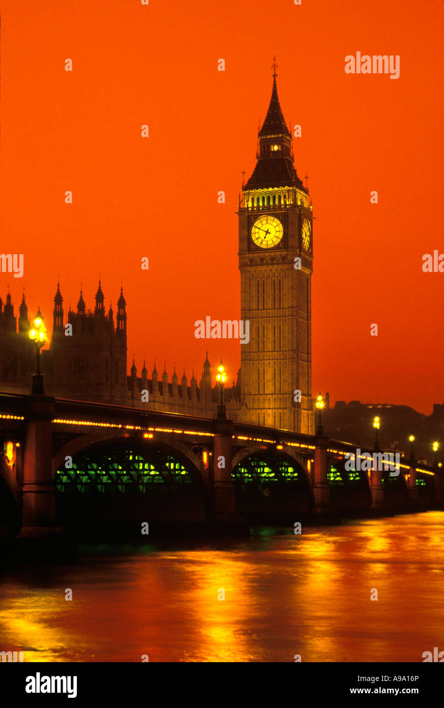 BIG BEN WESTMINSTER BRIDGE RIVER THAMES Londres Angleterre Royaume-uni Banque D'Images