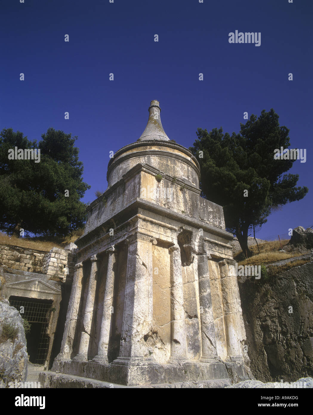 Pilier tombe d'ABSALOM Cimetière Juif Vallée du Cédron JÉRUSALEM ISRAËL Banque D'Images