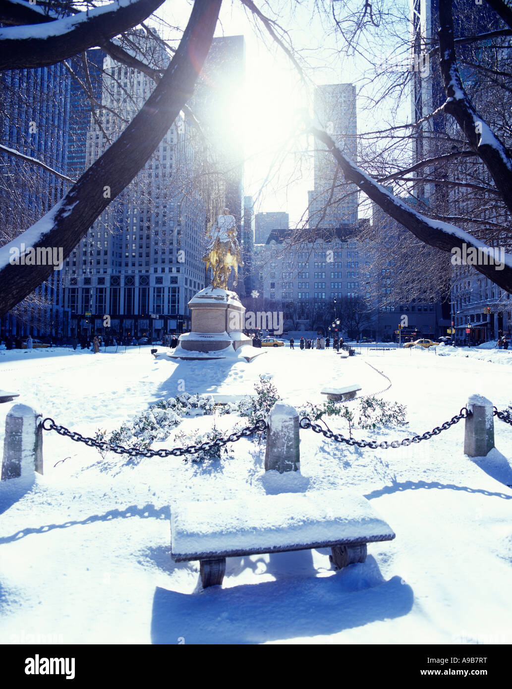 SHERMAN MEMORIAL STATUE SHERMAN MEMORIAL (©AUGUSTUS SAINT-GAUDENS 1903) FIFTH AVE MANHATTAN NEW YORK CITY USA Banque D'Images