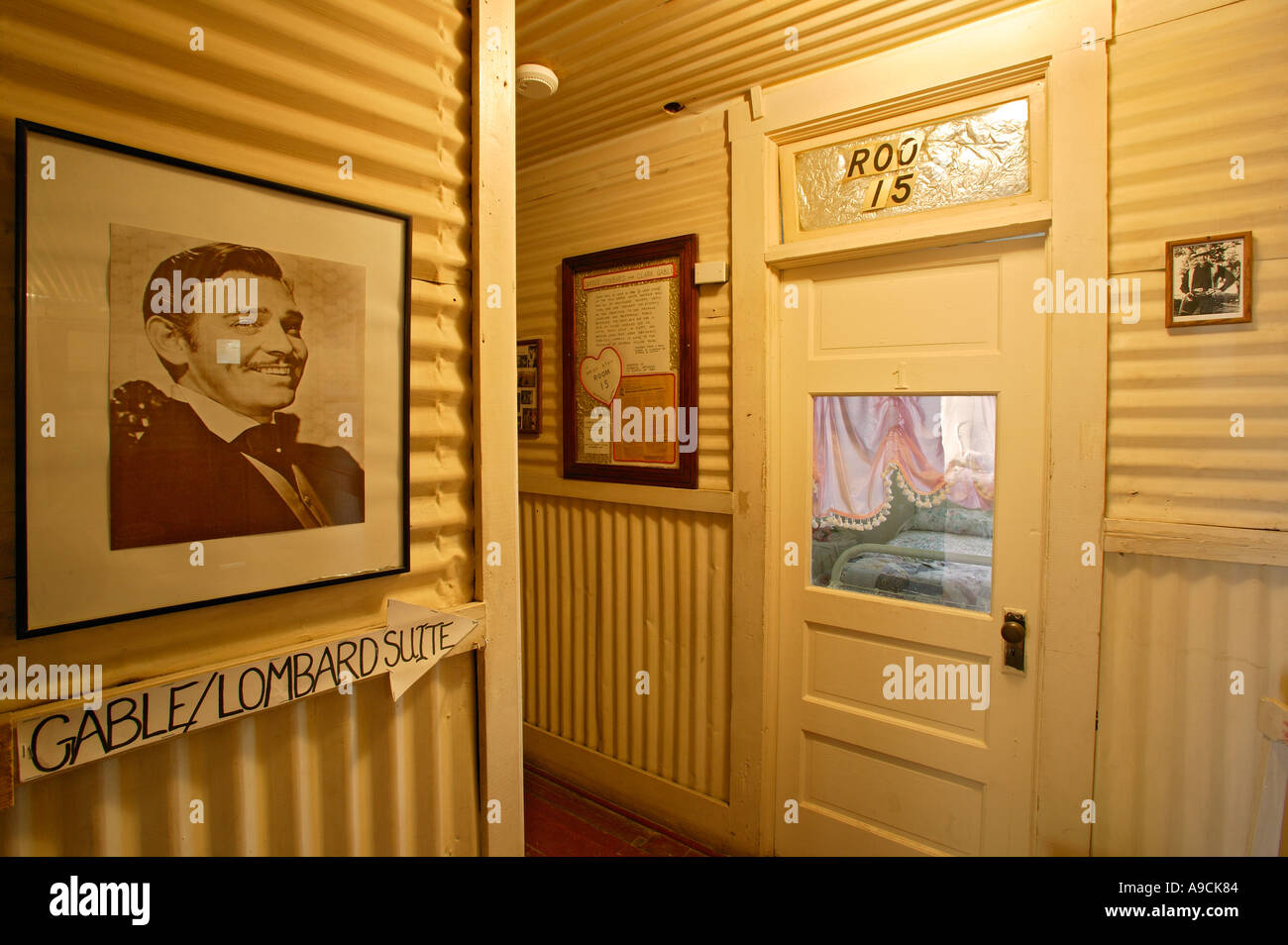 La suite utilisée par Carole Lombard et Clark Gable à l'Oatman Hotel sur la route historique 66 Banque D'Images