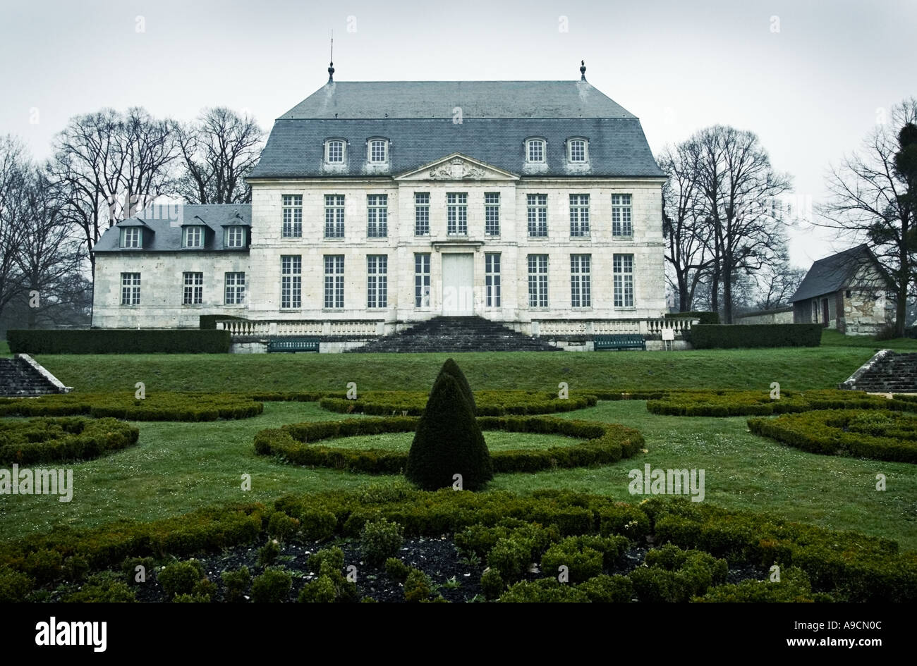 L'ancien manoir, dans le parc de l'Abbaye de Jumièges, Normandie, France Banque D'Images