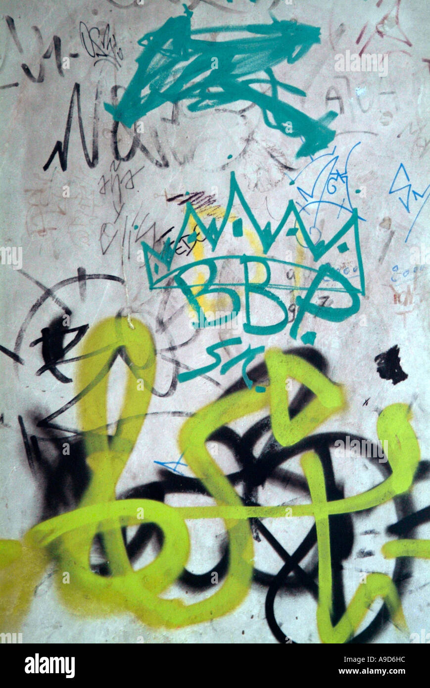 Le Graffiti, peinture, pulvérisation, spraypaint, marqueur, stylo, tag, marquage, pénale, dommages, Scribble, antisociale, comportement, Banque D'Images