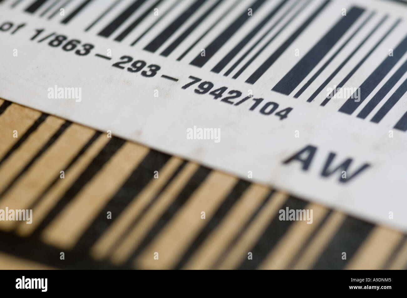 Adresse forfait voyage étiquette indiquant le poids et code postal Banque D'Images