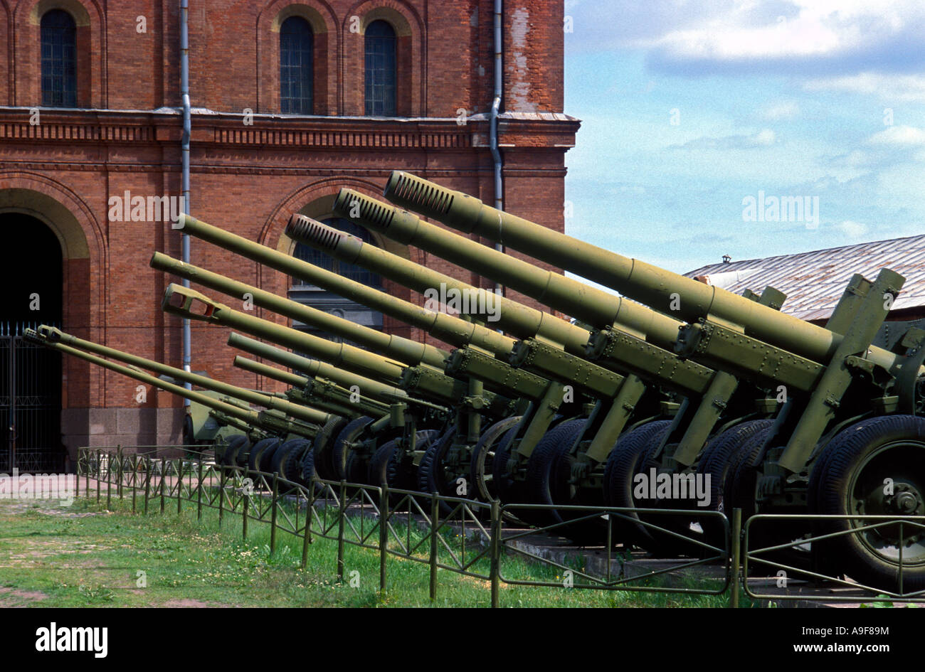 La Russie St Petersburg le Musée de l'artillerie et les troupes du signal d'ingénieurs Banque D'Images