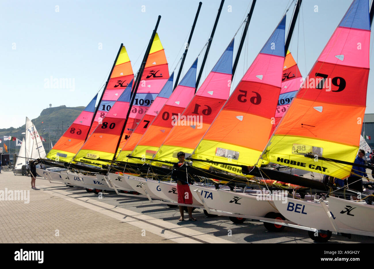Dériveurs catamaran Hobie Cat au Weymouth et Portland International Sailing Academy Dorset England UK Banque D'Images