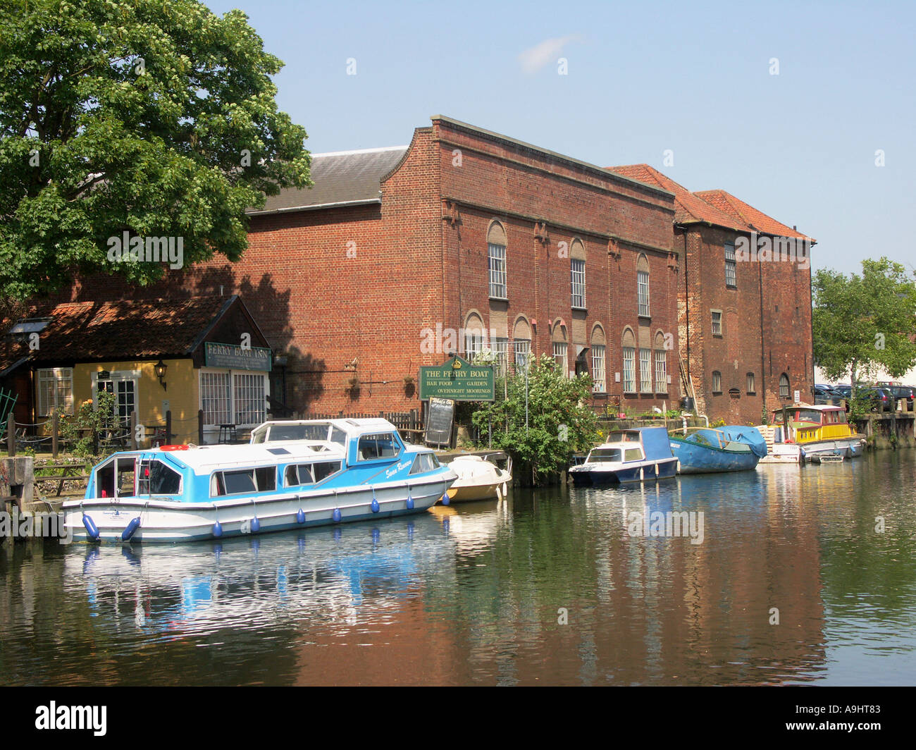 La rivière Wensum Norwich Norfolk Angleterre Banque D'Images