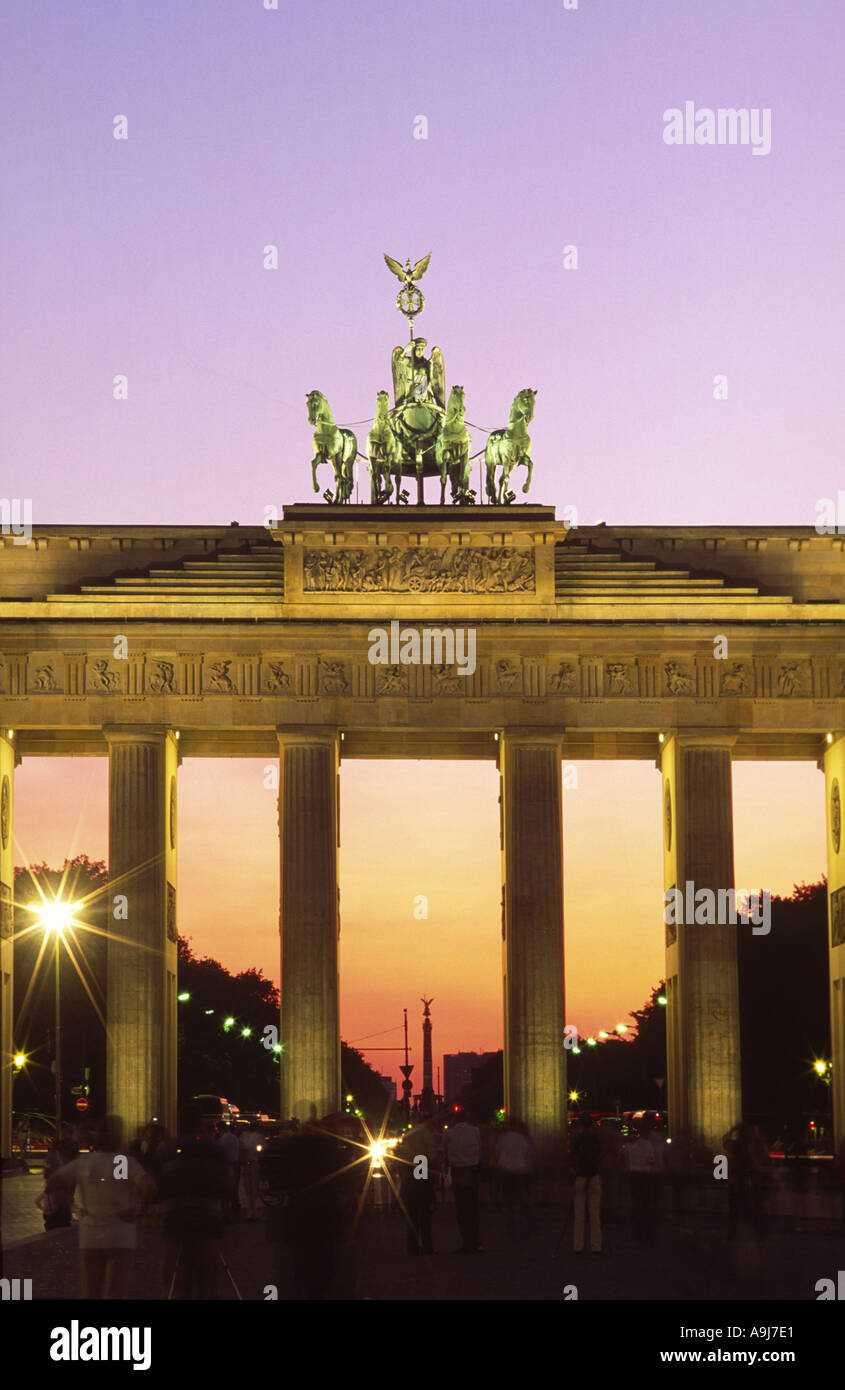 Berlin porte de Brandebourg (Brandenburger Tor) Coucher du soleil Banque D'Images