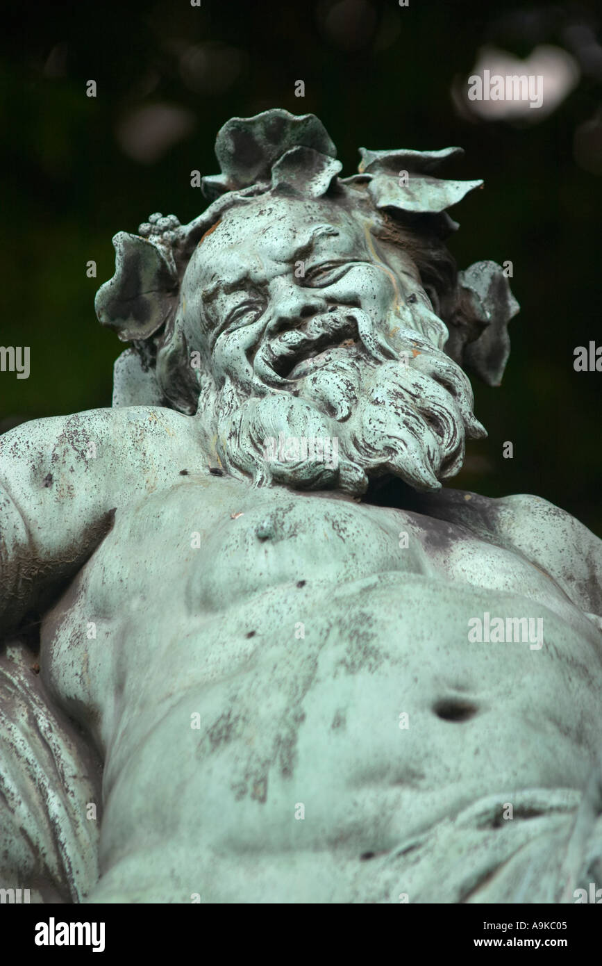 Le Triomphe de Silène sculpture au Jardin du Luxembourg Paris France Banque D'Images