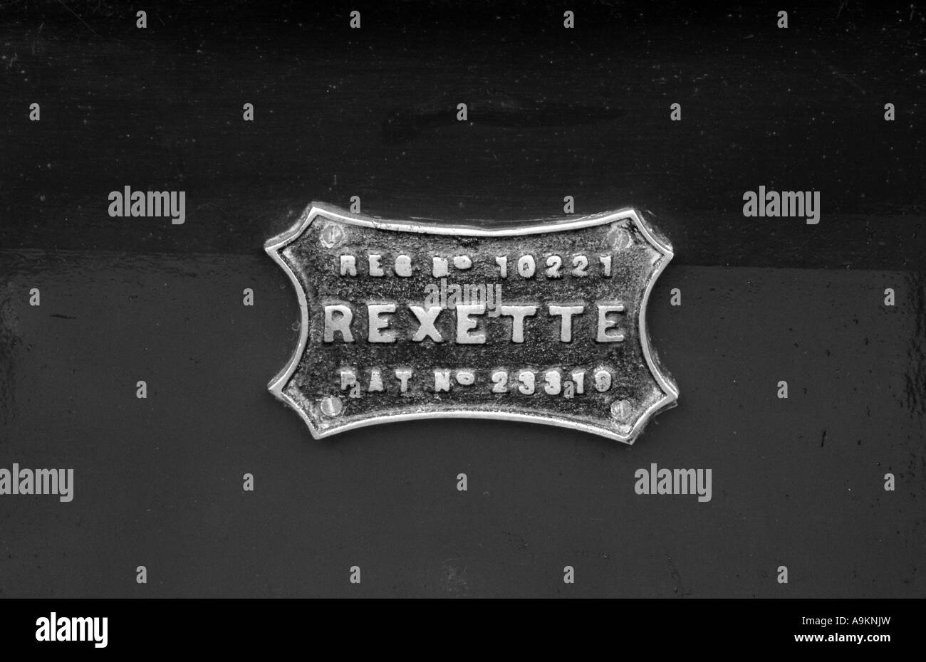 Forecar Rexette Rex de 1905. Constructeur automobile français 1901 à 1914. Rex Rexette auto voiture marque insigne motif britannique Banque D'Images