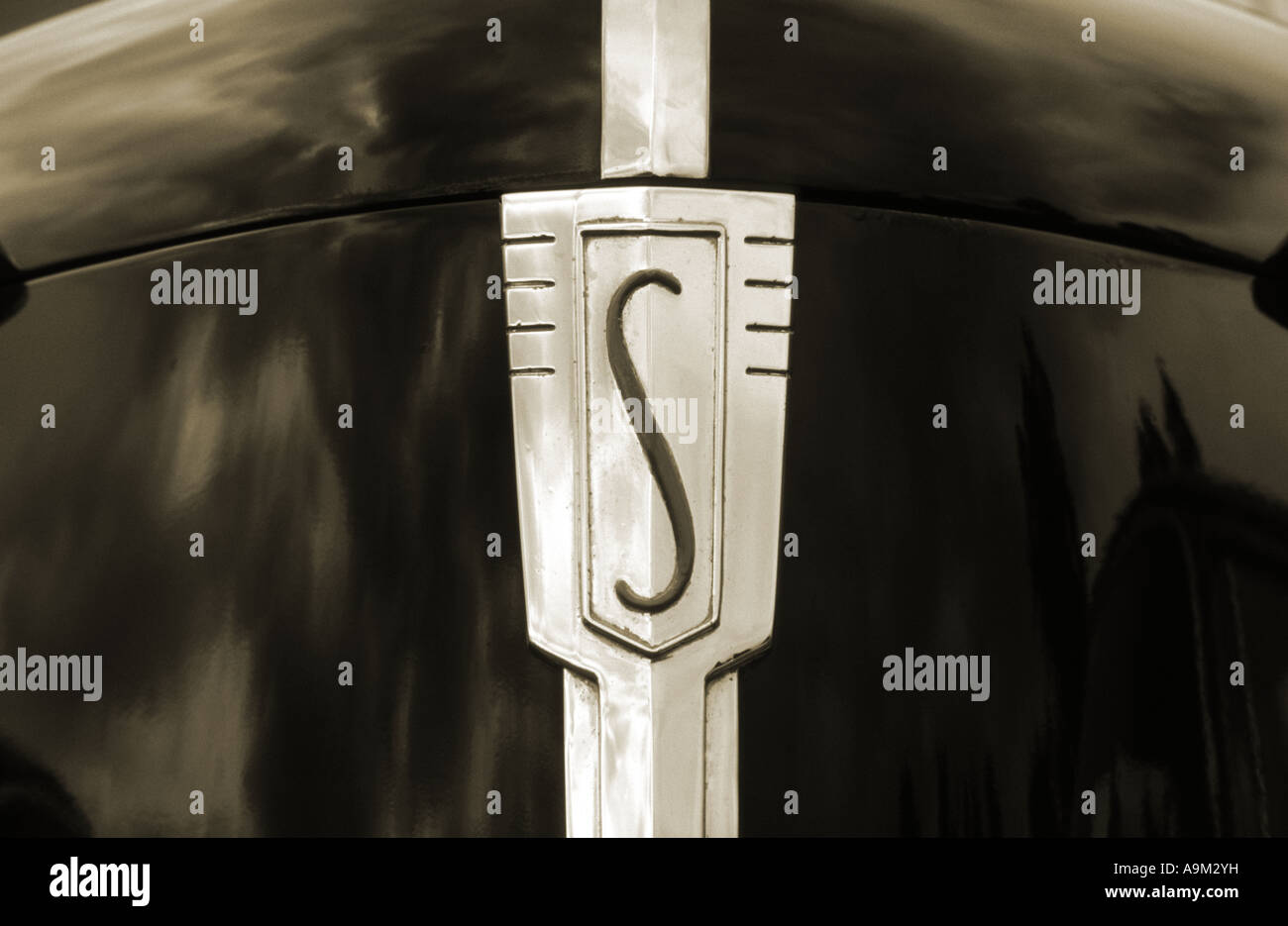 Studebaker Commander de 1939. Constructeur automobile américain 1902 à 1966. Auto voiture Studebaker insigne marque fabricant américain Banque D'Images