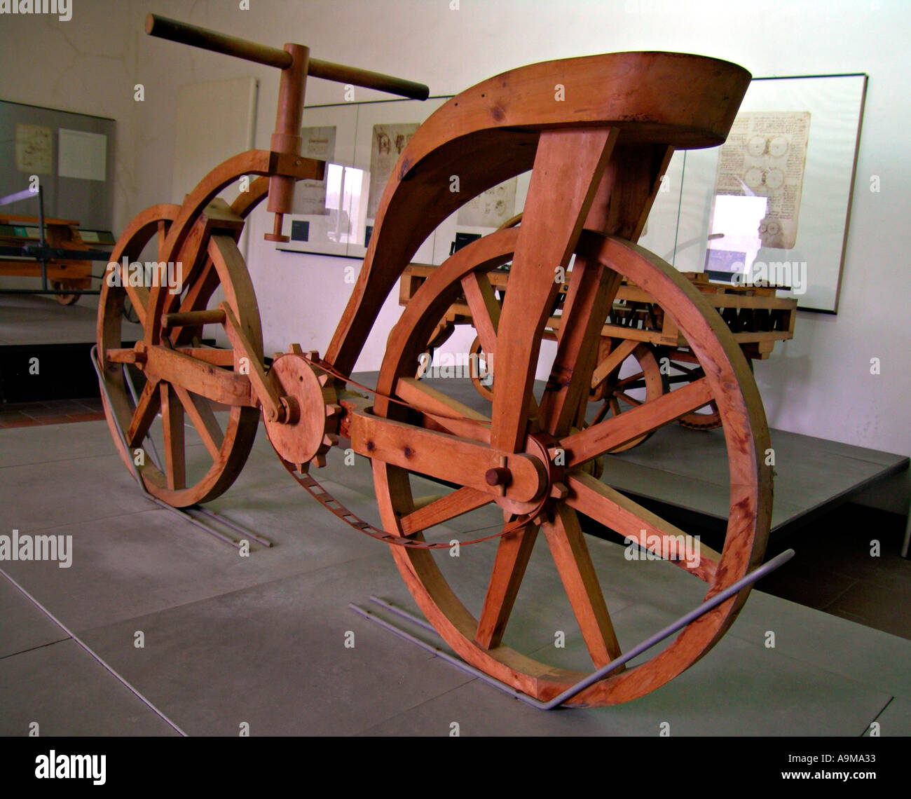 Les objets dans le musée de Léonard de Vinci Museo Leonardiano Vinci Toscane Banque D'Images