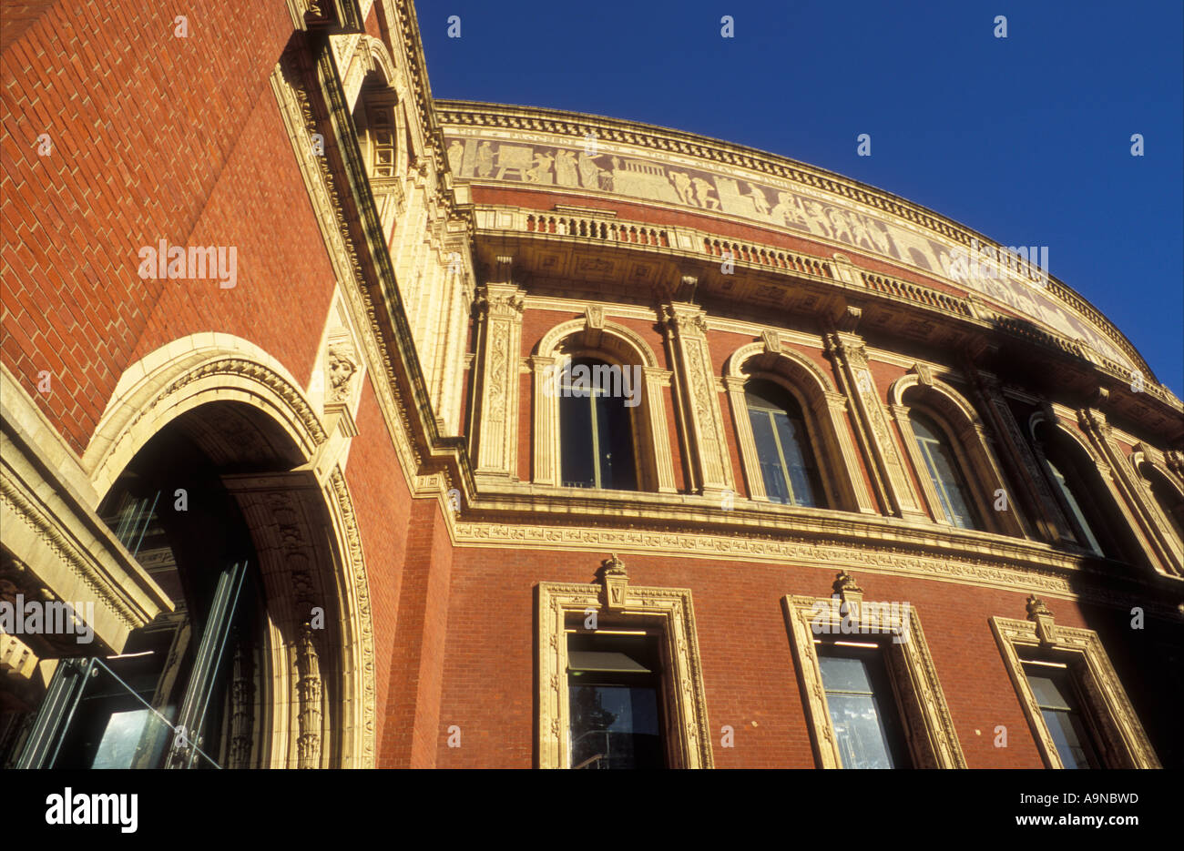 Albert Hall détail salle de concert à proximité de Hyde Park de Kensington London England UK GB EU Europe Banque D'Images