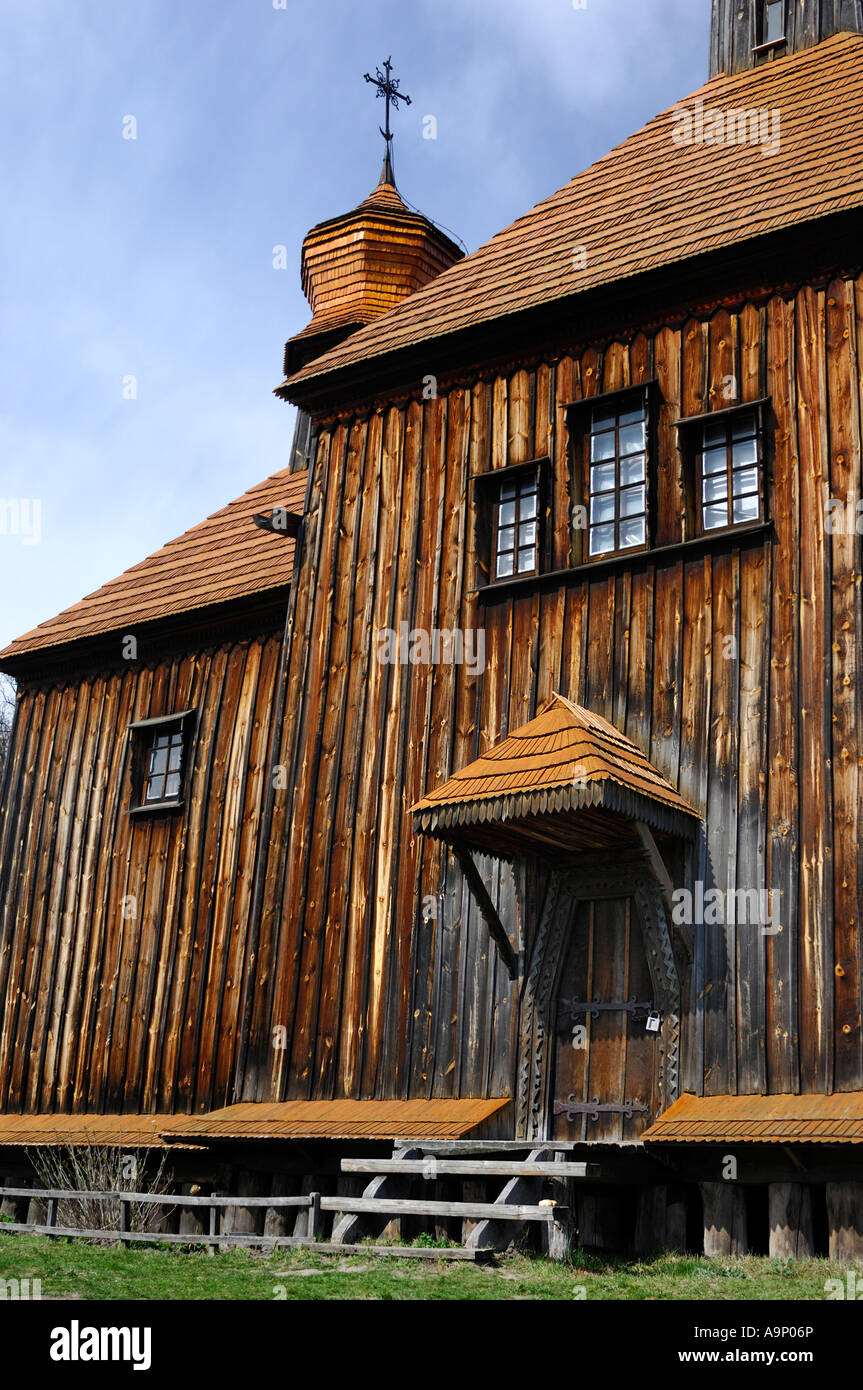 L'ancienne église orthodoxe en bois en Ukraine Banque D'Images