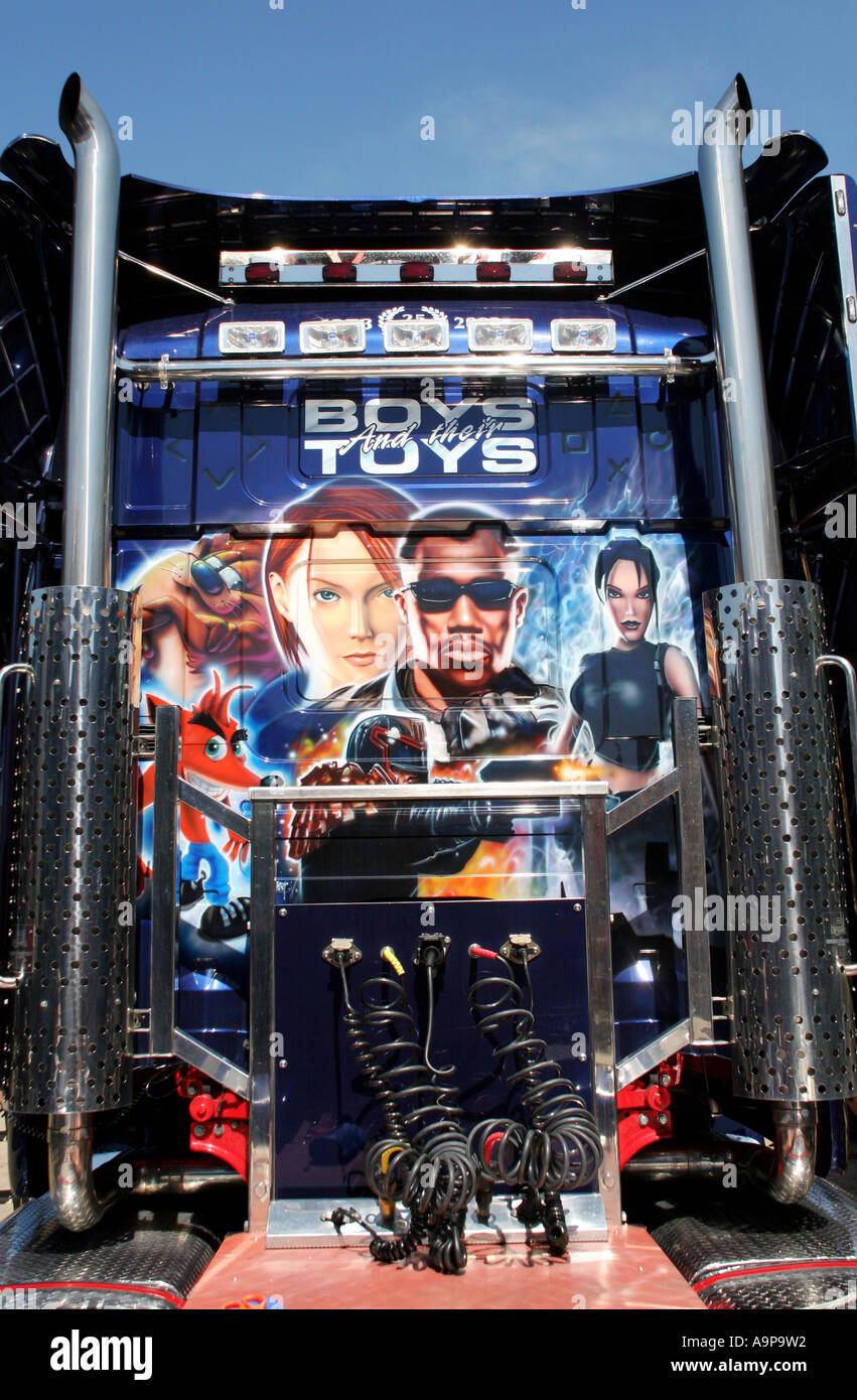 Peinture murale sur un Scania cabine du camion. UK Banque D'Images