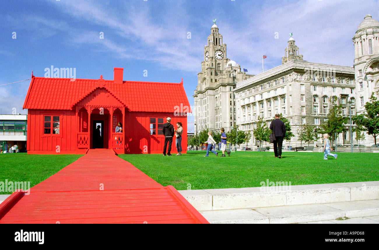 Peter Johansson s Swedish red house à la Liverpool Biennial Banque D'Images
