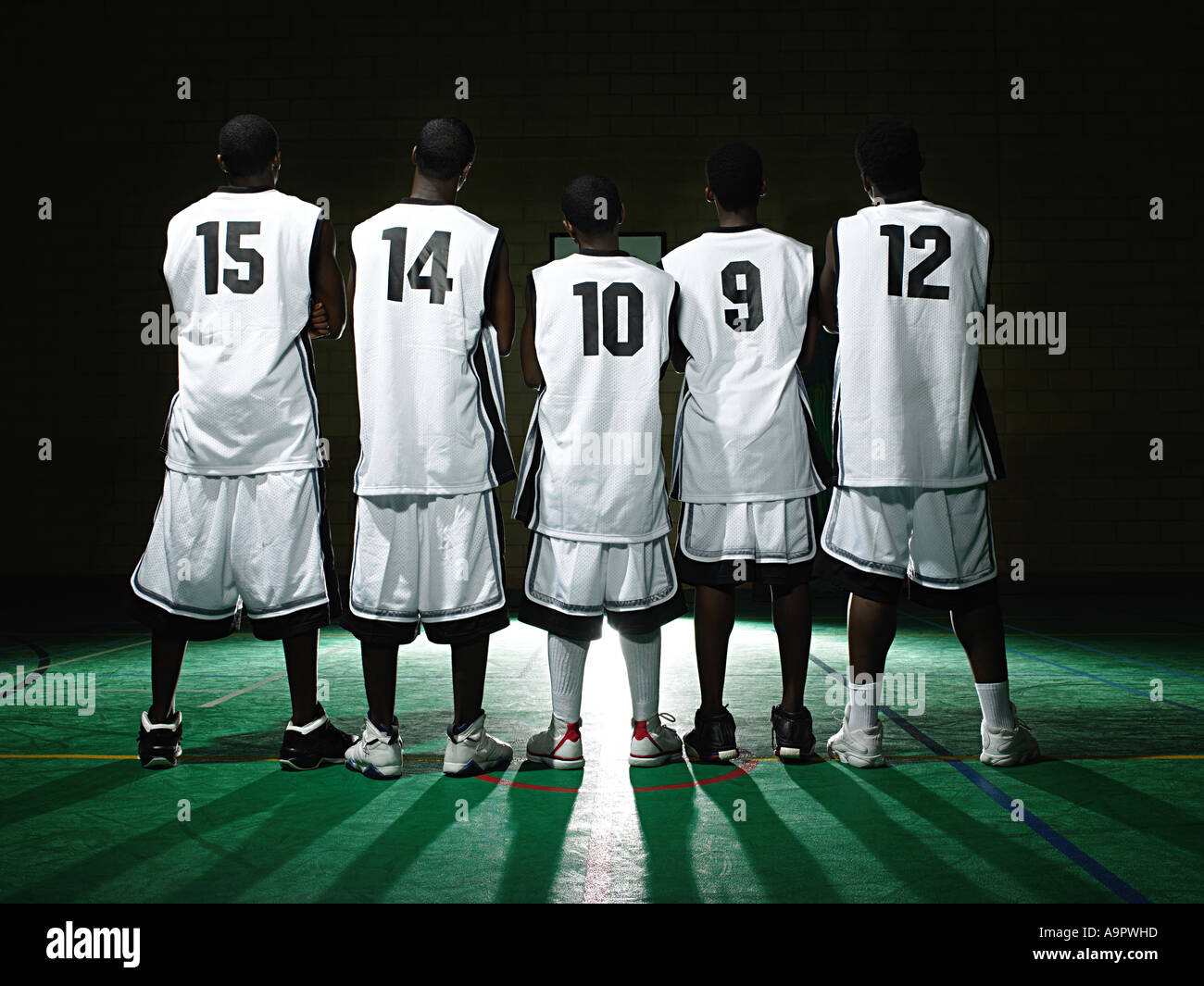 Vue arrière de l'équipe de basket-ball Banque D'Images