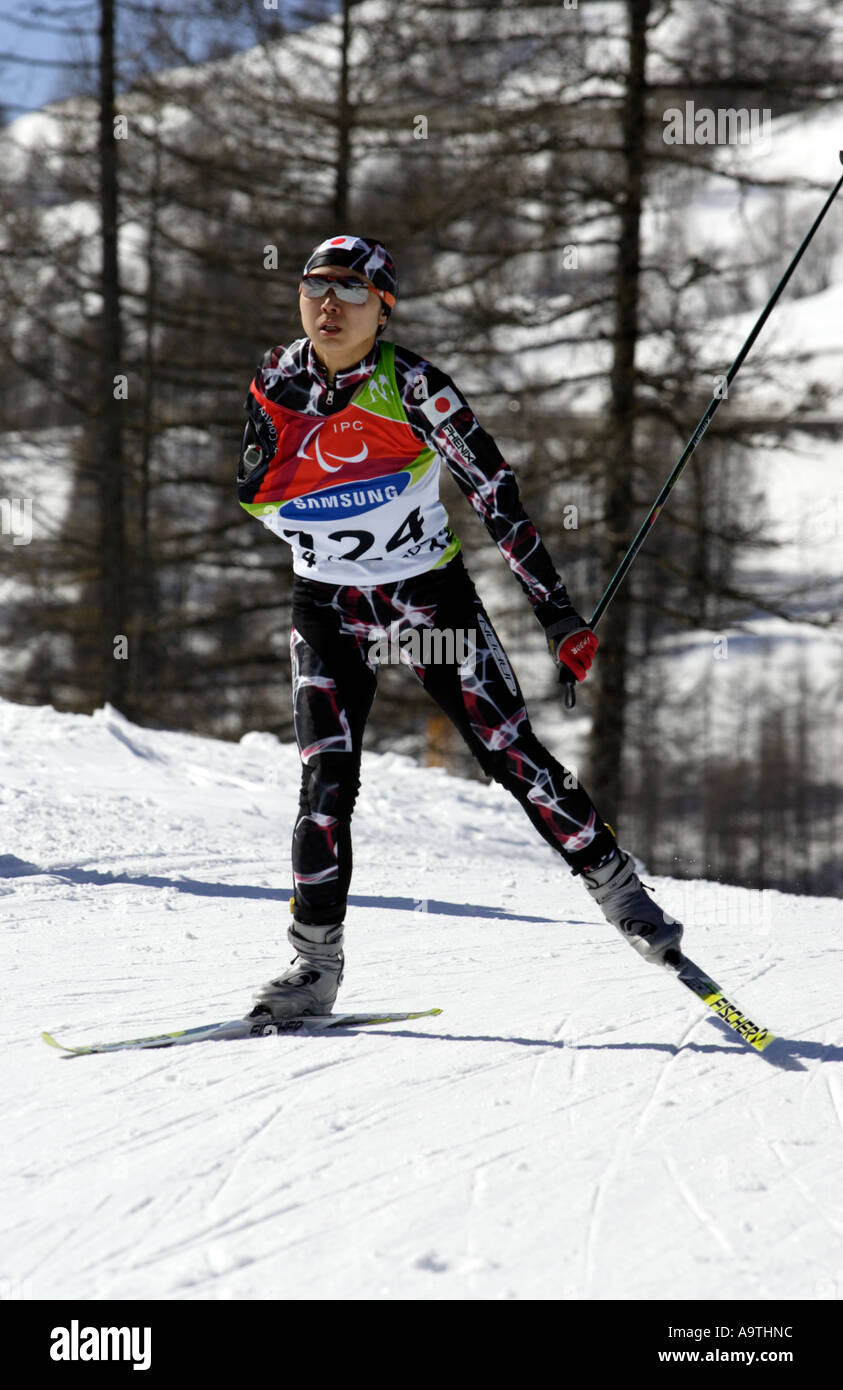 Momoko Dekijima du Japon participe à la Womens Ski de fond 5km debout Banque D'Images