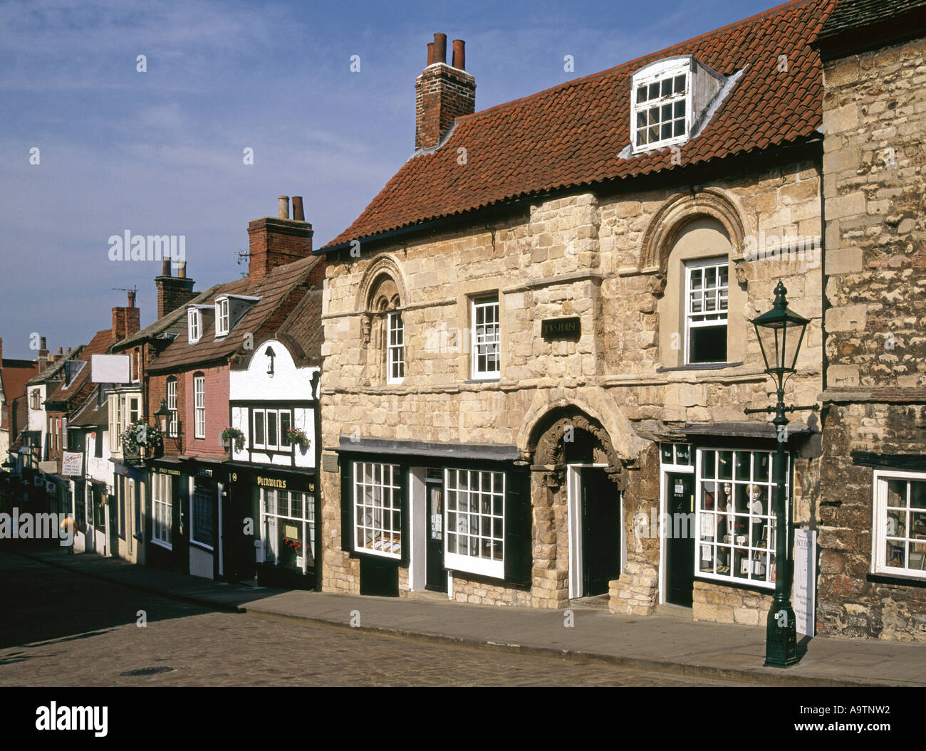 Maison du Juif est l'une des premières maisons de ville existantes en Angleterre sur la colline escarpée Lincoln Lincolnshire England UK Banque D'Images