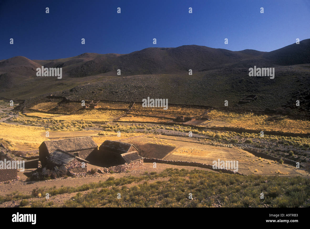 Petit village dans la haute cordillère des Andes, au nord de l'Argentine Banque D'Images
