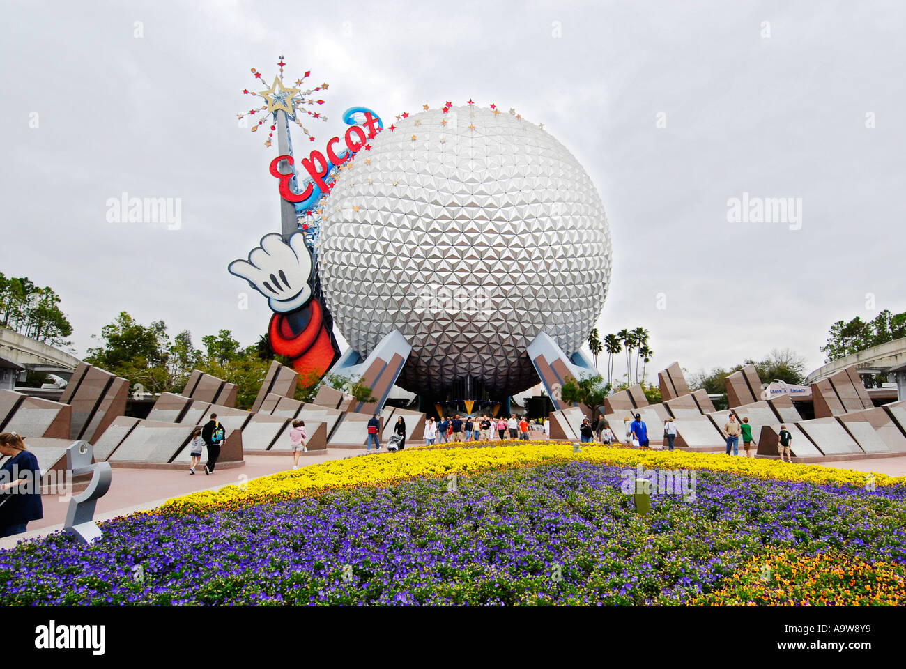 Vaisseau spatial Terre au Centre Epcot à Walt Disney World Orlando Floride FL le parc à thème Banque D'Images