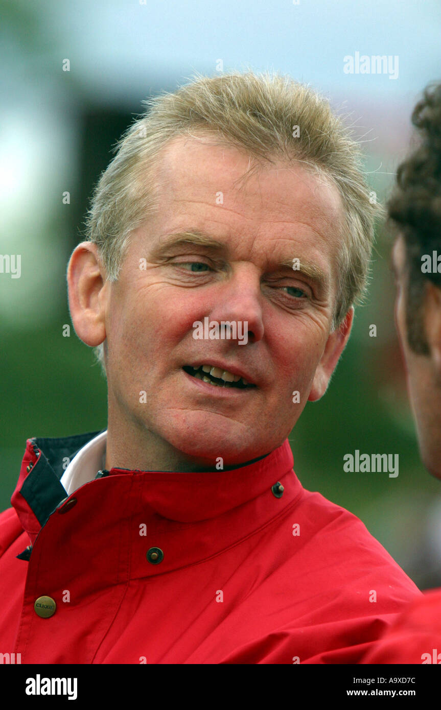 Le Dr Jonathan Palmer, ancien pilote de course F1 et maintenant président de l'Octagon Motorsport Banque D'Images