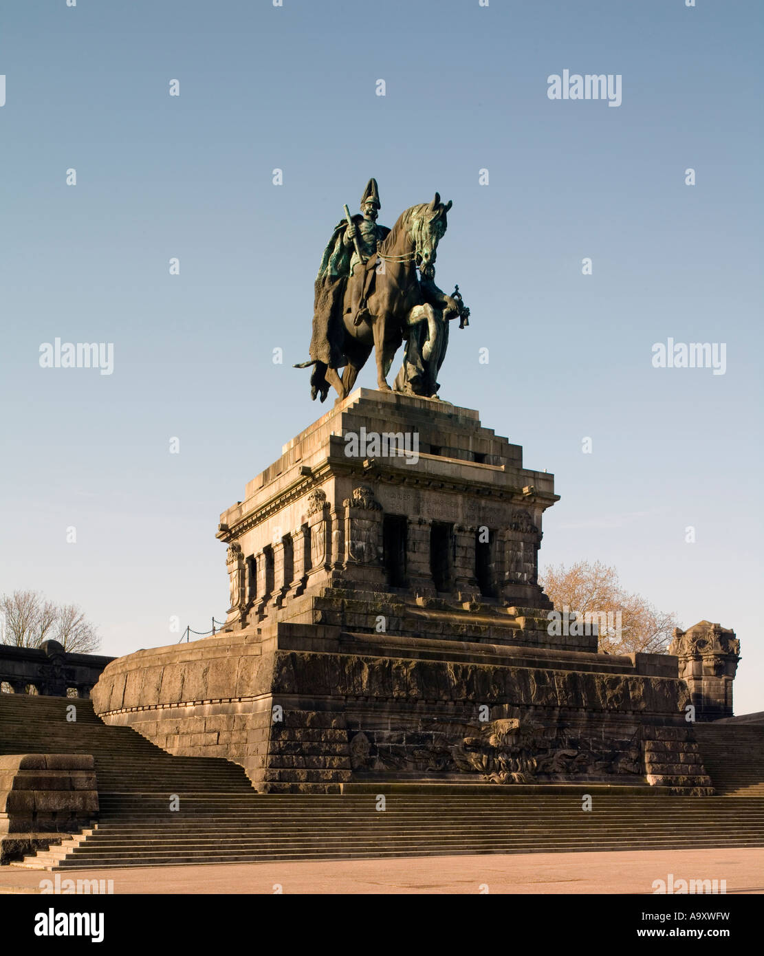 Statue de l'empereur Guillaume I, Deutsches Eck, Koblenz, Allemagne Banque D'Images