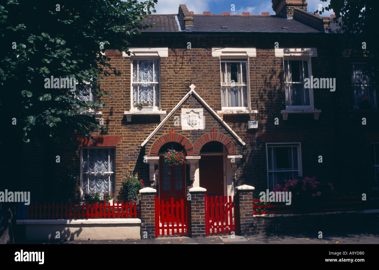 Des travailleurs de l'époque victorienne cottages sur le Shaftesbury Estate dans Battersea Londres Banque D'Images