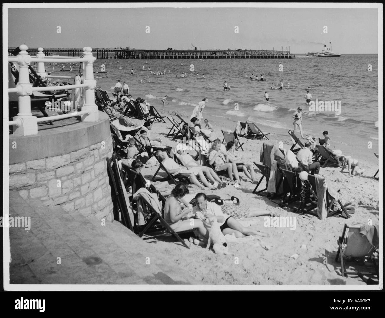 La plage de Bournemouth 1950 Banque D'Images