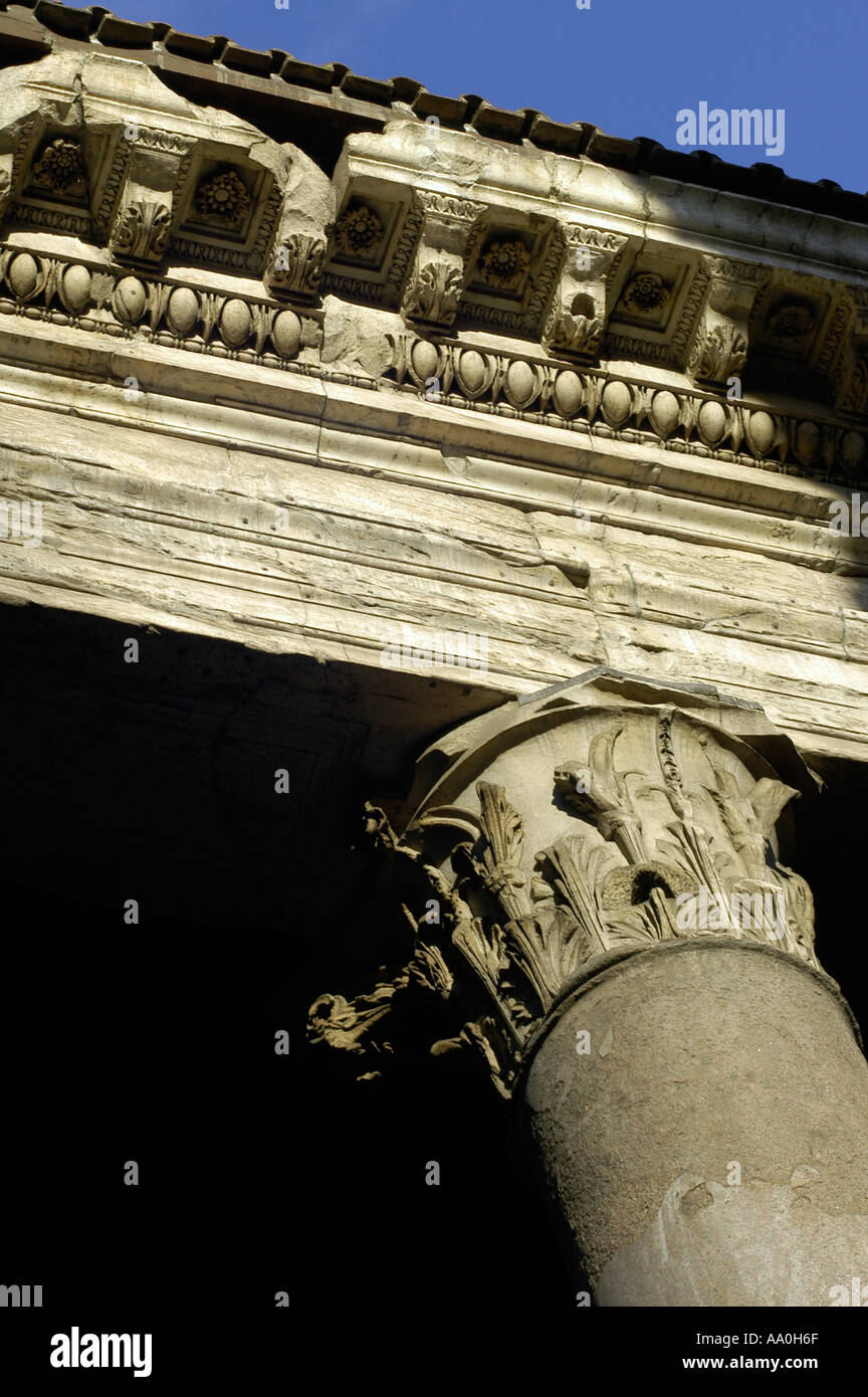 Ordre corinthien portico détail Panthéon romain Rome Italie Banque D'Images