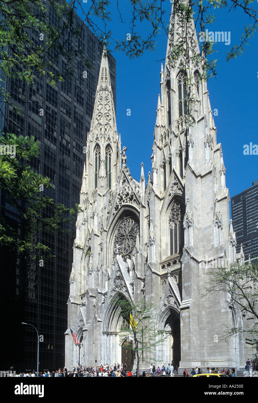 La Cathédrale St Patrick, 5e Avenue, New York, NY, USA Banque D'Images