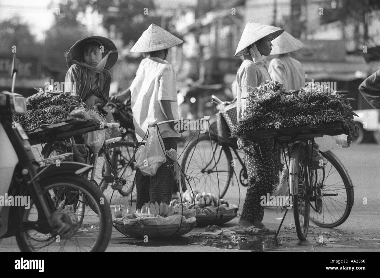 Les vendeurs de rue, Ho Chi Minh Ville, Saigon, Vietnam Banque D'Images