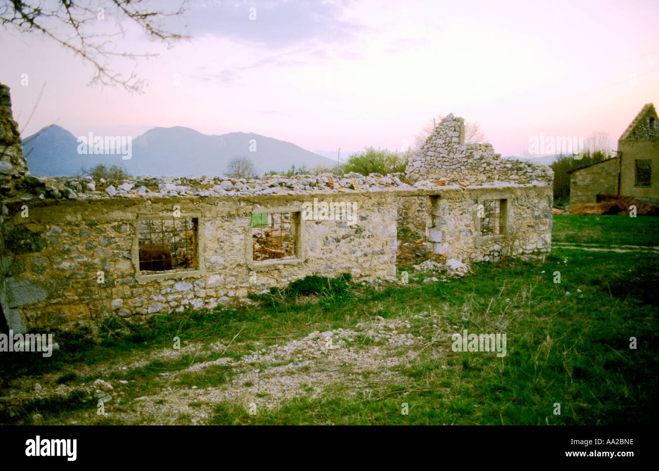 La Croatie, ruines sur terrain Banque D'Images