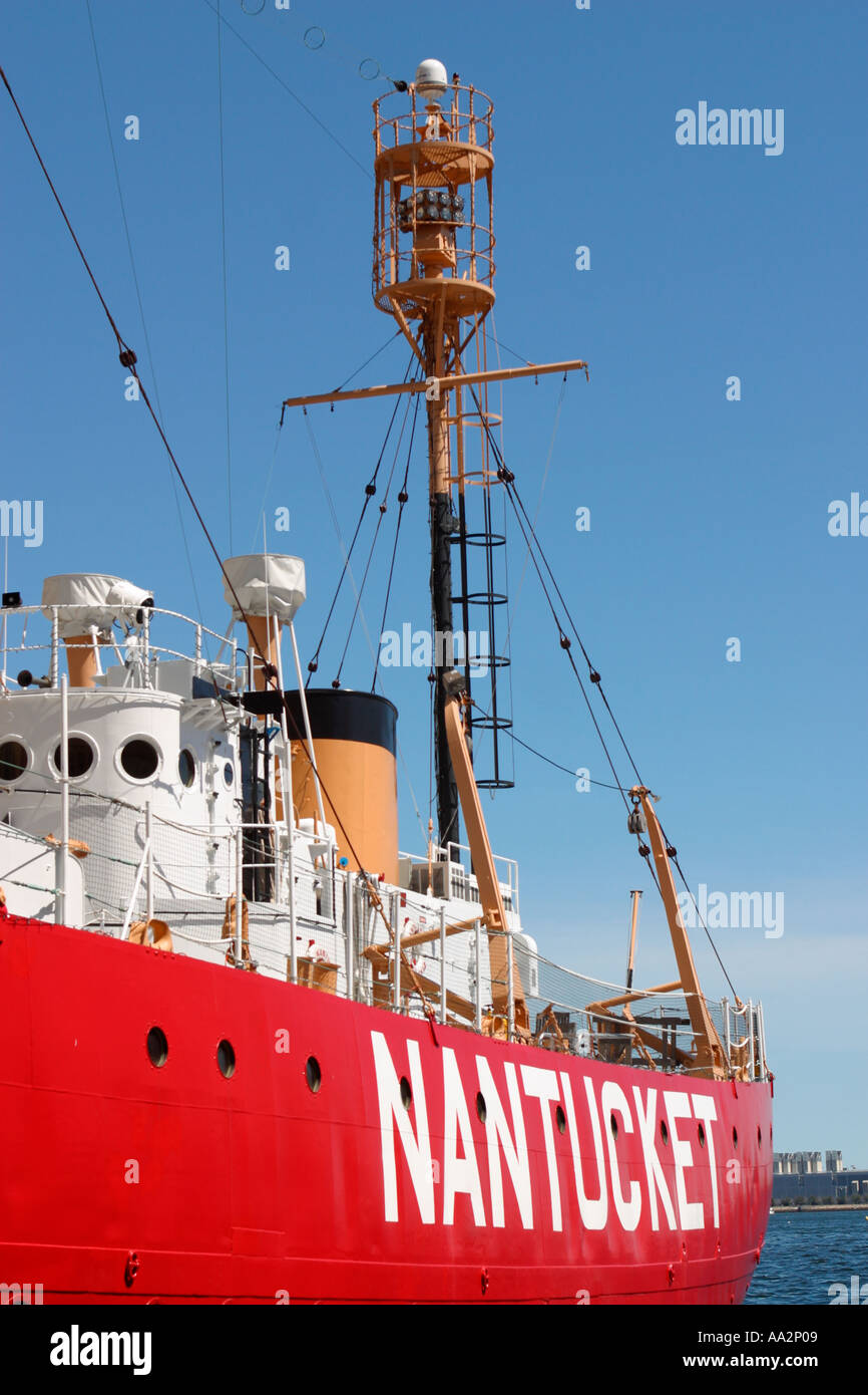 Nantucket Lightship amarré dans le port de Boston Banque D'Images