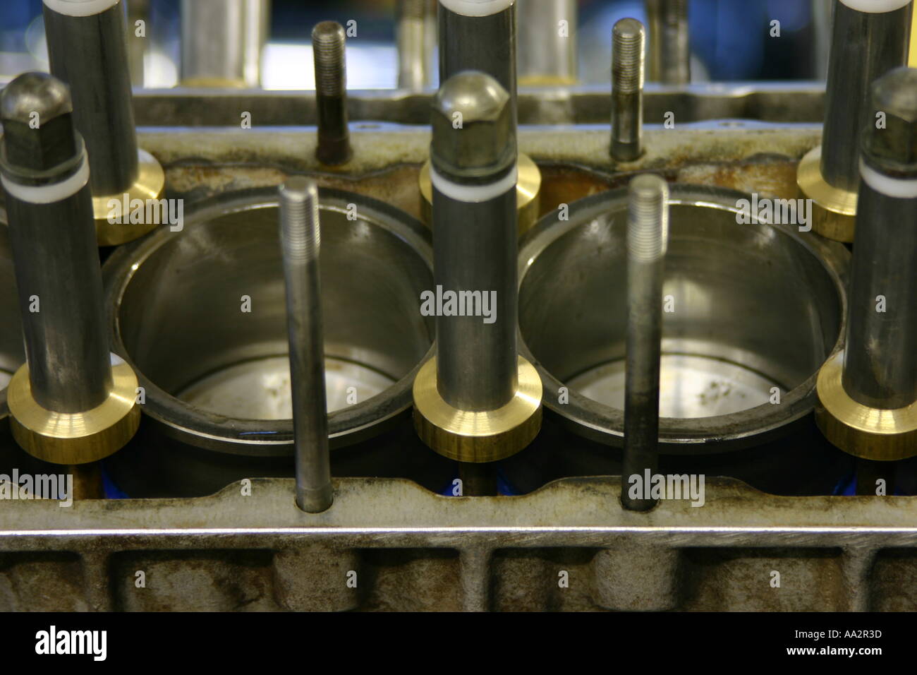 Vue détaillée d'une rangée de cylindres Pistons y compris Banque D'Images