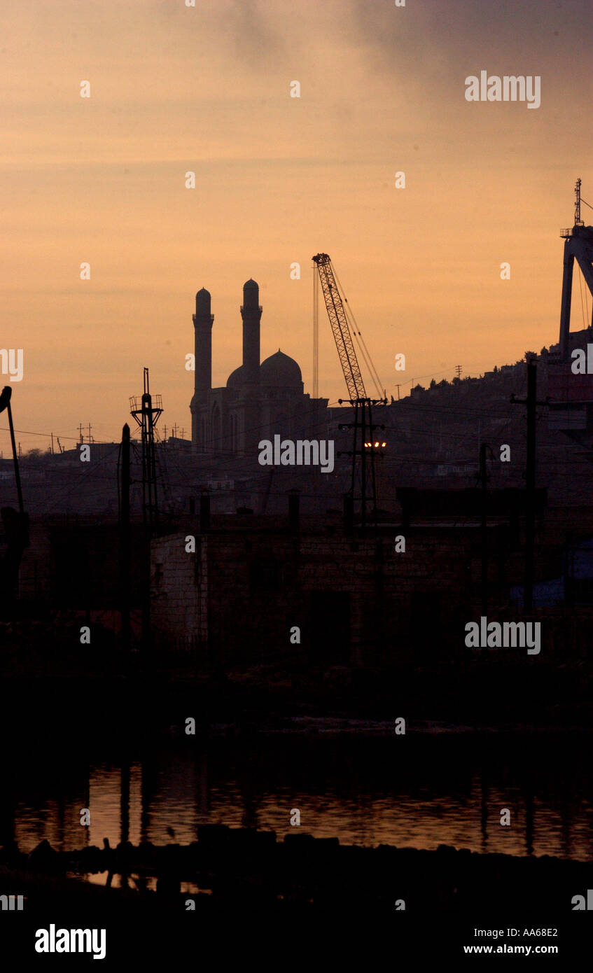 L'Azerbaïdjan Bakou le 11 janvier 2003 le centre-ville de Bakou, une ville qu'une fois prospéré au début du xixe siècle en raison de Banque D'Images