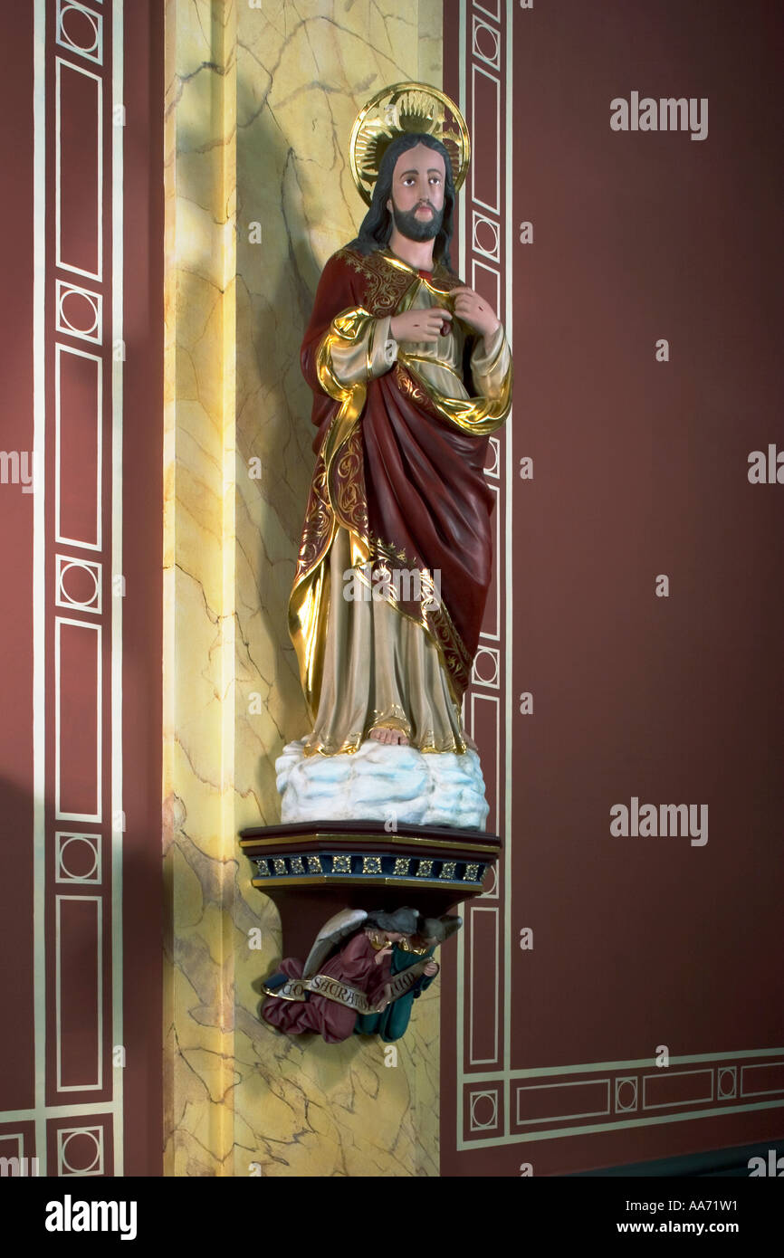 Statue du Sacré-Cœur, l'église St Francis Xavier, Hereford, Angleterre Banque D'Images