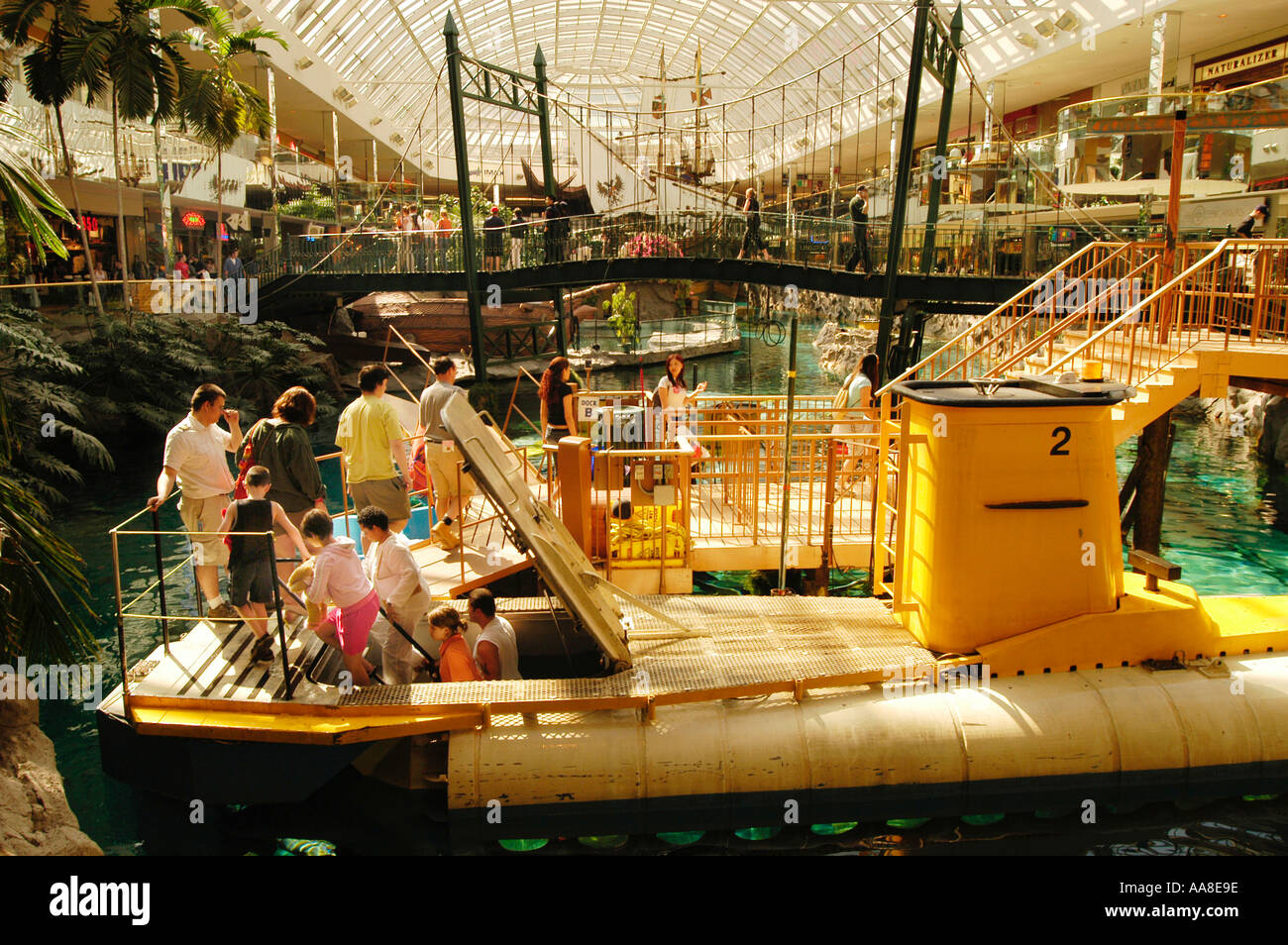 West Edmonton Mall Banque D Image Et Photos Page 3 Alamy West Edmonton Mall Banque D Image Et Photos Page 3 Alamy